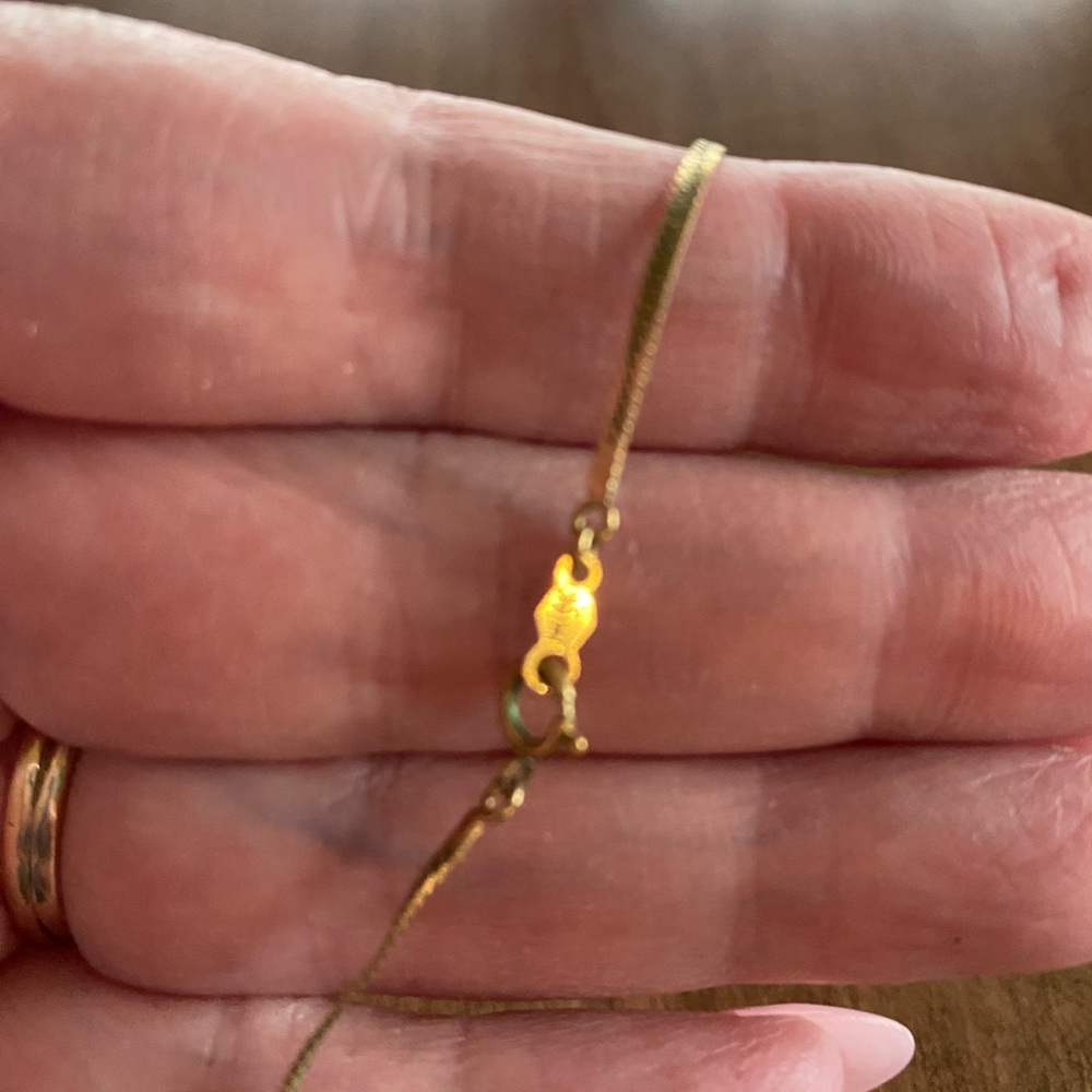 Jewelry Bundle - 2 Bracelets & a Necklace - Sold As Set - Picture 7 of 7